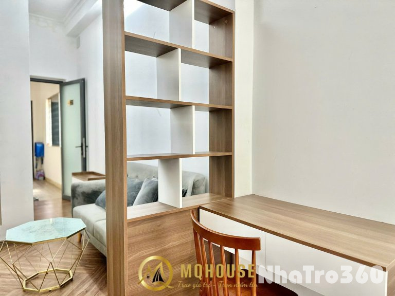 CĂN HỘ BAN CÔNG TÁCH BẾP FULL NỘI THẤT QUẬN 1 GẦN CÔNG VIÊN LÊ VĂN TÁM