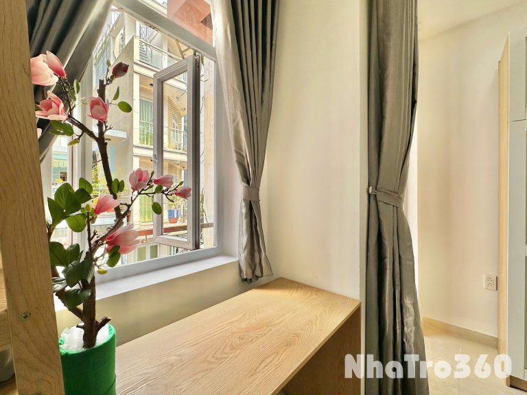 Căn hộ mới xây full nội thất dọn vô liền được ngay sân bay TSN