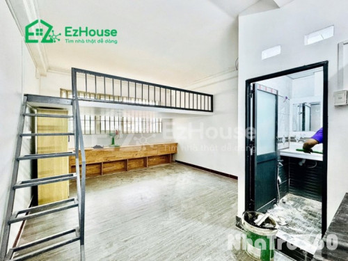 Nội thất cơ bản, máy nóng lạnh, gác, cửa sổ
