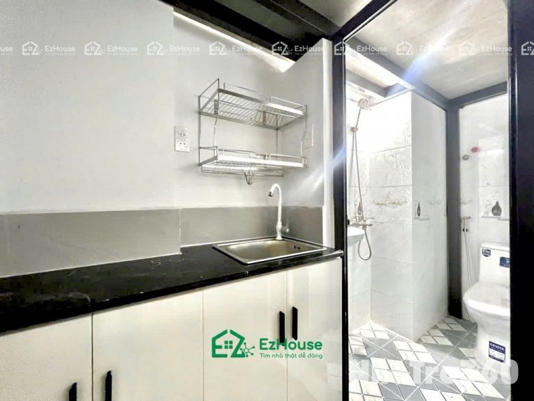 Phòng trọ giá rẻ ngay công viên làng hoa