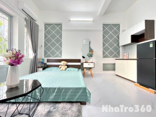 Full nội thất, ban công, cửa sổ, tự do, giá rẻ