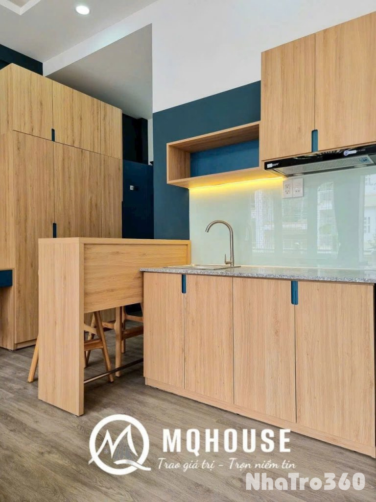 Cho thuê căn hộ Studio có Ban công Q10 gần công viên Lê Thị Riêng, Vạn Hạnh Mall, toà nhà Viettel