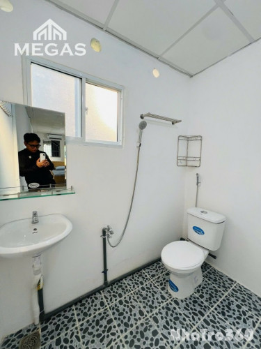 Phòng ban công full nội thất Cách Mạng Tháng TámQ3