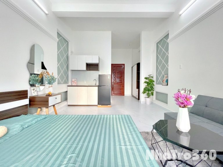 Full nội thất, ban công, cửa sổ, tự do, giá rẻ