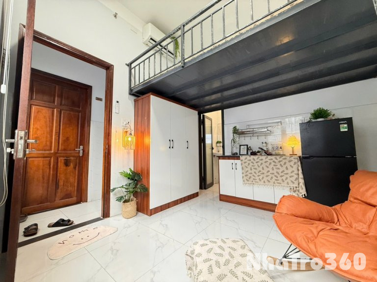 Căn duplex đầy đủ tiện nghi