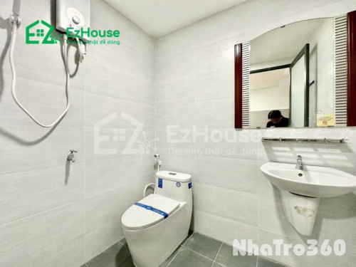 Nội thất cơ bản, máy nóng lạnh, tự do, giá rẻ