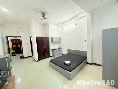 Nội thất cơ bản, cửa sổ trời, tự do, giá rẻ