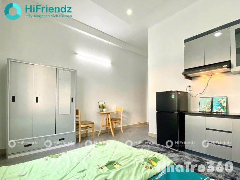 Full nội thất, cửa sổ, giá rẻ, tự do, free xe