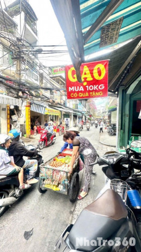 CHO THUÊ NHÀ MẶT TIỀN ĐOÀN VĂN BƠ, P.15, QUẬN 4