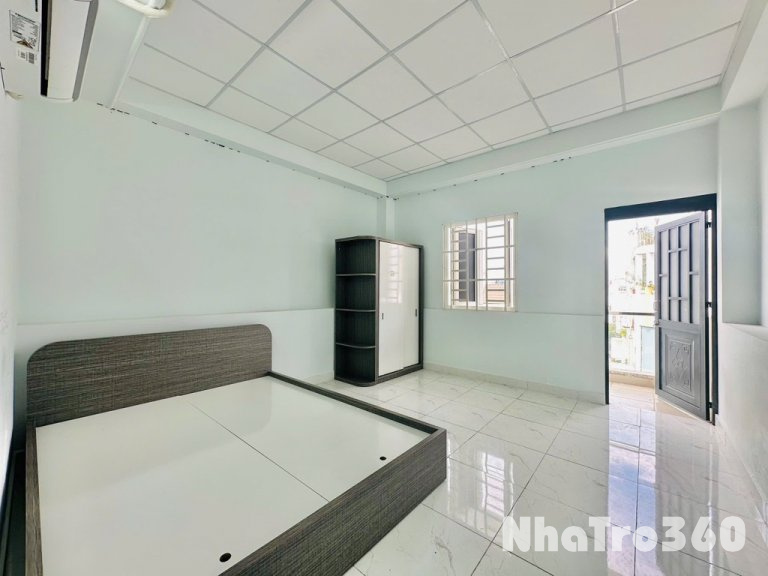 Nội thất cơ bản, 1pn, tách bếp, bancol, cửa sổ