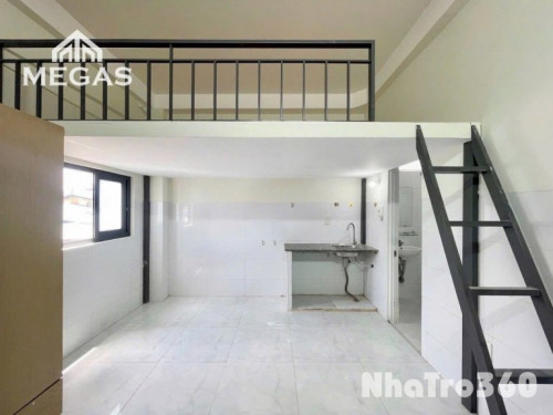 Phòng gác cao-thang máy-hầm xe rộng-ngã tư 4 xã