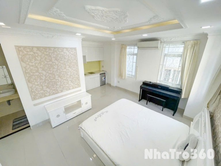 Căn hộ full nội thất cửa sổ trời Lê Thị Riêng Q1