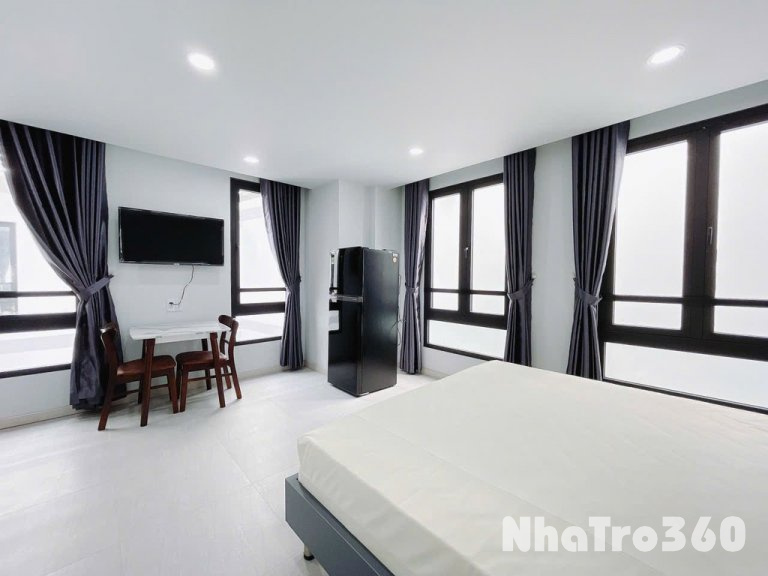 CHDV Trống Phòng Studio - Cửa Sổ Gần Trường Chinh