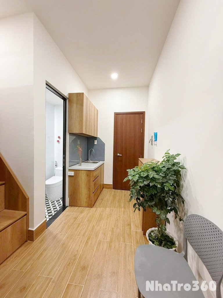 Studio ban công full nội thất Hồ Bá Kiện Quận 10