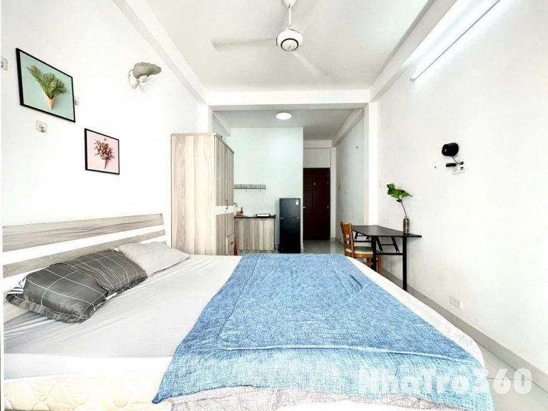 Căn hộ full nội thất ban công Nguyễn Trãi Quận 5