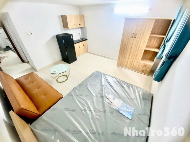 Phòng Studio cửa sổ full nội thất Tạ Quang Bửu Q8