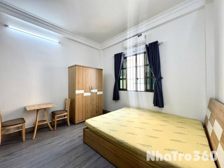 Cửa sổ lớn, Full nội thất, rộng thoáng, quận 6