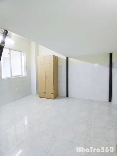 Có gác, kế VHU, ban công thoáng mát, thang máy