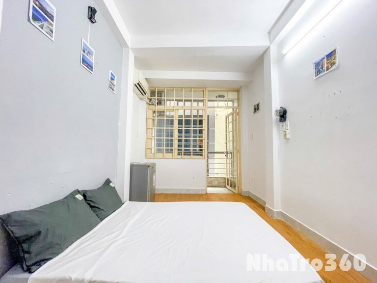 Studio cửa sổ full nội thất Đinh Tiên Hoàng Quận 1