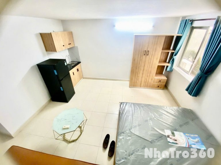 Phòng Studio cửa sổ full nội thất Tạ Quang Bửu Q8