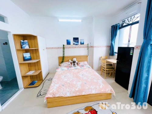 Full nội thất, ban công, mới 100%, thoáng mát