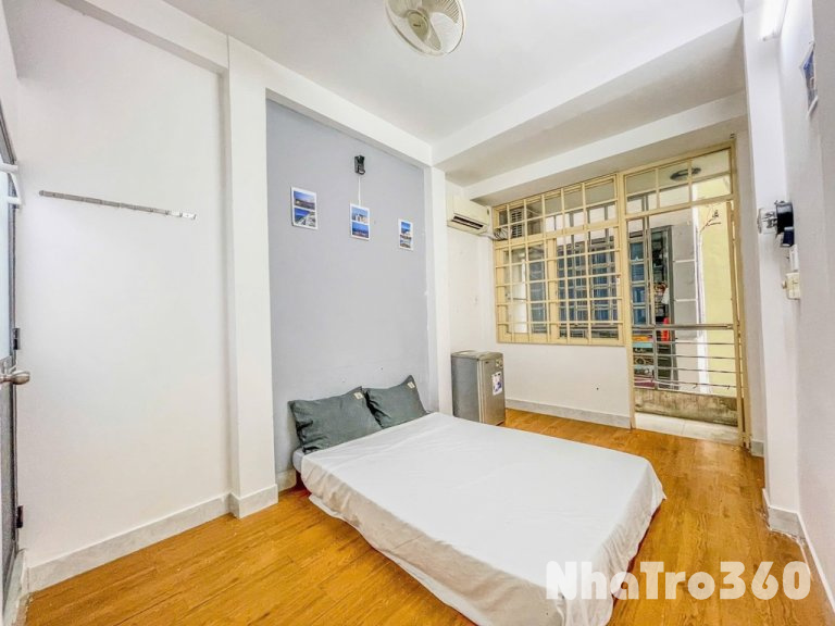 Studio cửa sổ full nội thất Đinh Tiên Hoàng Quận 1