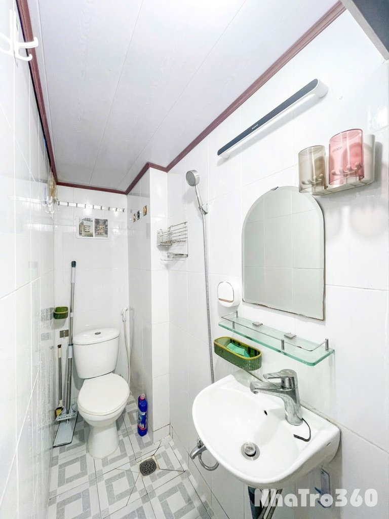 Studio cửa sổ full nội thất Đinh Tiên Hoàng Quận 1