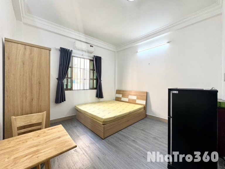 Cửa sổ lớn, Full nội thất, rộng thoáng, quận 6