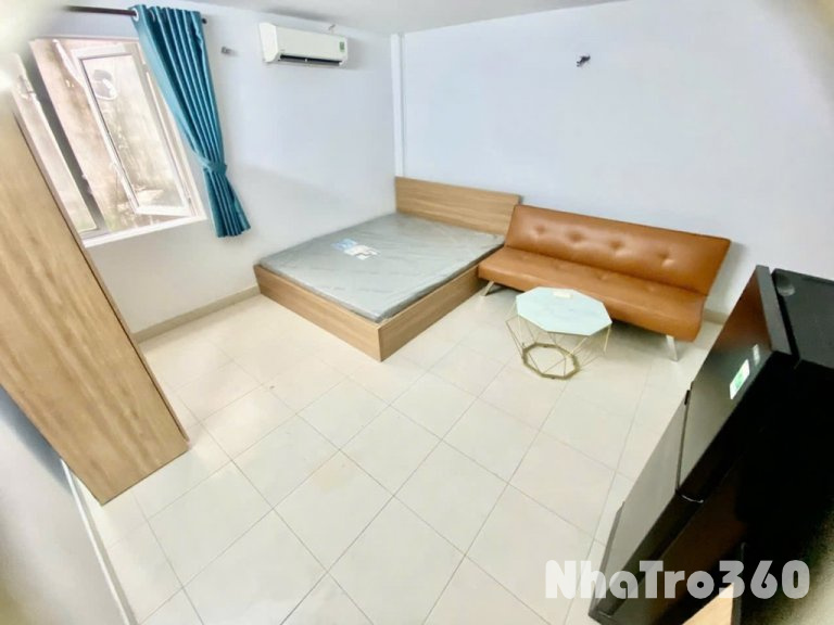 Phòng Studio cửa sổ full nội thất Tạ Quang Bửu Q8