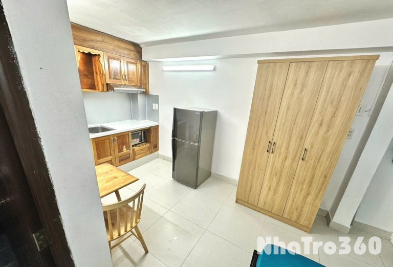 Phòng trống full nội thất Nguyễn Trãi Quận 1