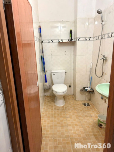 CHO_THUÊ_PHÒNG 50m2 ĐƯỜNG TRẦN VĂN HOÀNG, P.9, TÂN BÌNH. GIÁ 4 TRIỆU 600