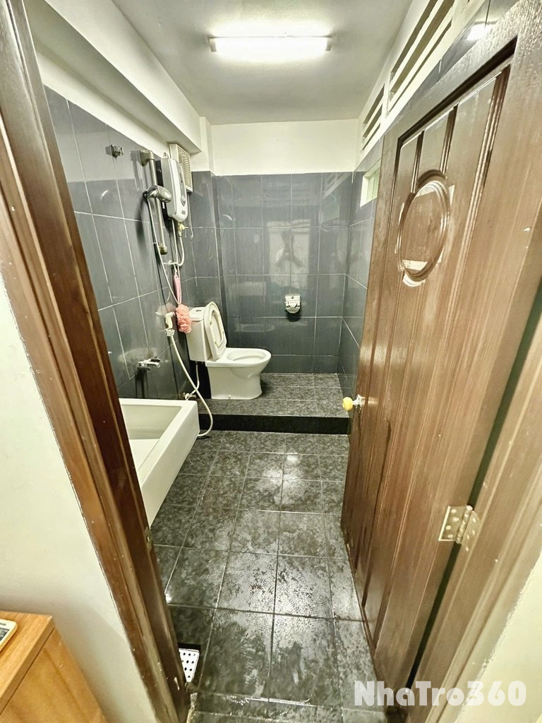 Phòng trống full nội thất Nguyễn Trãi Quận 1