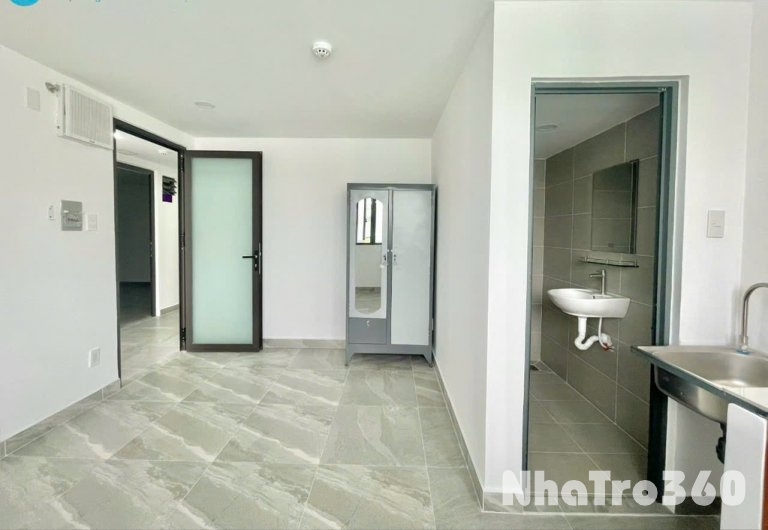 Căn hộ studio ban công ngay đại học Công Thương