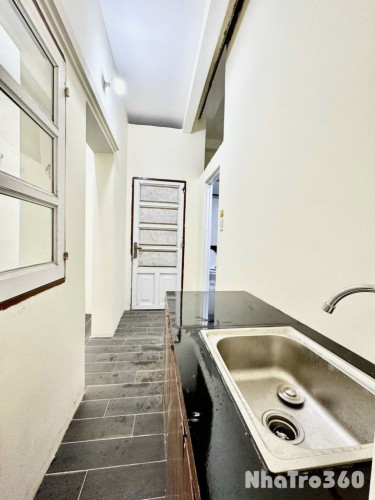 Studio tách bếp full nội thất gần Go Trường Chinh