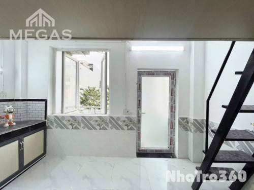 Trọ gác siêu cao_cửa sổ trời_công viên Phú Lâm