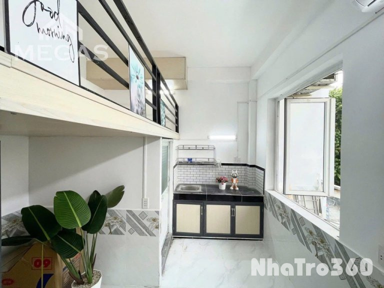 Trọ gác siêu cao_cửa sổ trời_công viên Phú Lâm