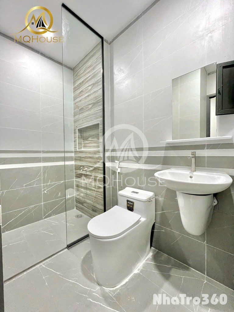 CHDV TRỐNG PHÒNG STUDIO FULL NT - CỬA SỔ TRỜI