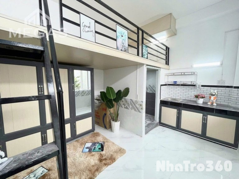 Trọ gác siêu cao_cửa sổ trời_công viên Phú Lâm