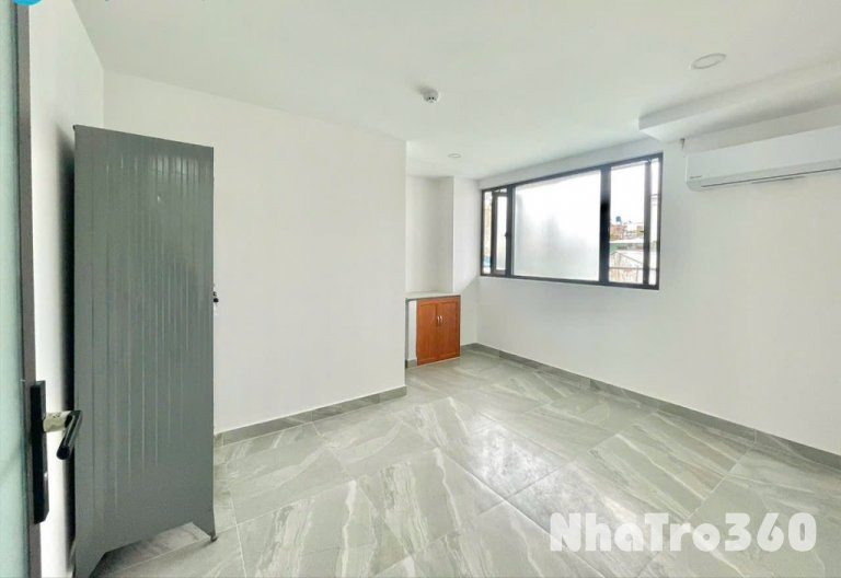 Căn hộ studio ban công ngay đại học Công Thương