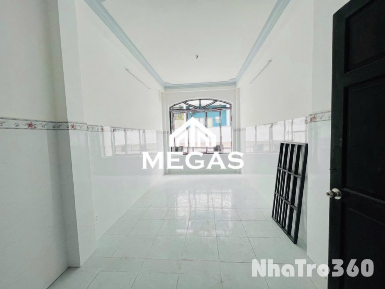Có gác, cửa sổ lớn, rộng thoáng, quận 6 3tr5