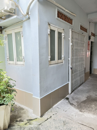 Cho Thuê Nhà (TRỆT, KHÔNG LẦU) Cách Mạng Tháng 8, P.10, Q. 3 GIÁ 5 TRIỆU.