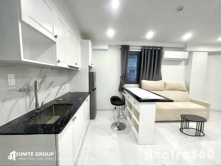 Ready-to-move-in Apartment – District 1! 🇻🇳