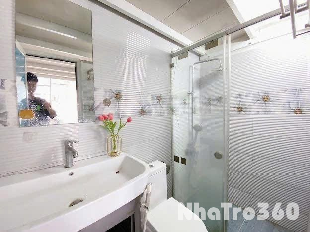 Full nội thất, ban công thoáng, rộng, quận 6