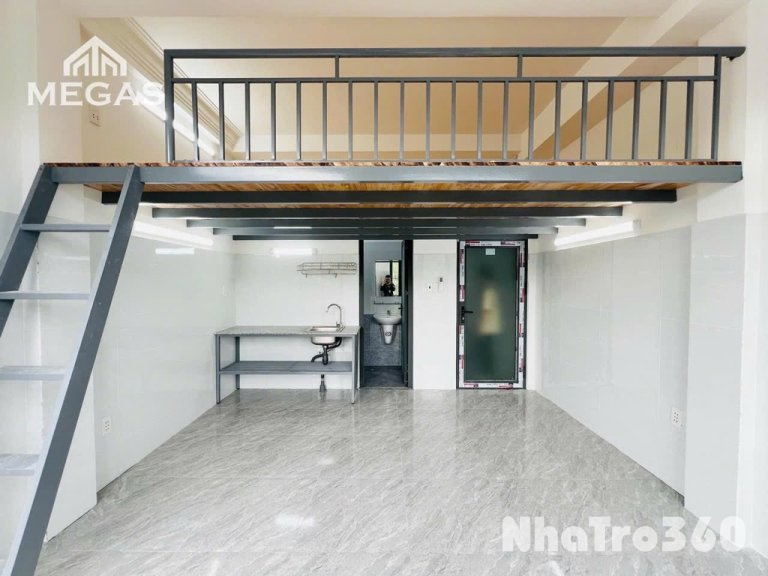 Có gác, rộng thoáng, cửa sổ lớn, Quận 6