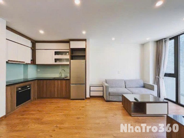 Trống phòng 2 ngủ, 1 khách, ô tô đỗ cửa, siêu nét