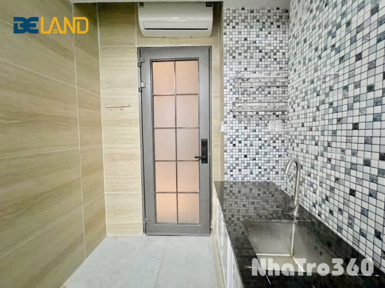 Căn hộ DV mini_thang máy cửa vân tay Ngay bà Hom