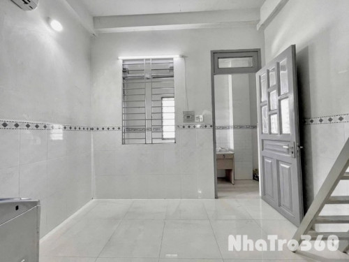 Có gác, nhà mới, thoáng mát, thang máy, quận 6