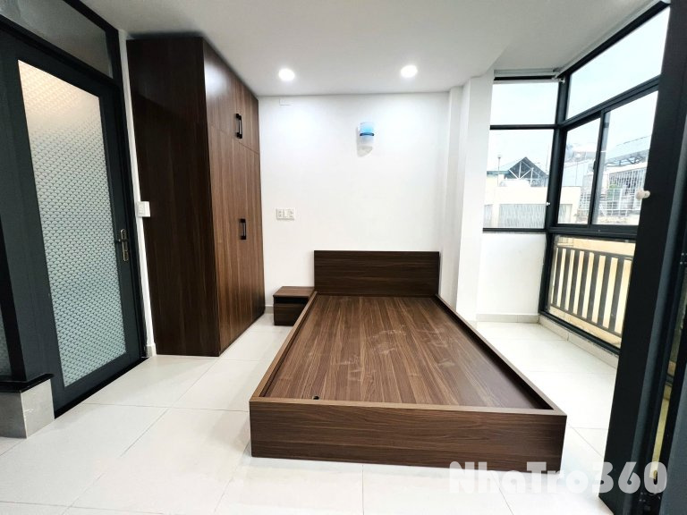 🏠Cho thuê căn hộ Studio Ban công thoáng Q1 gần chợ Bến Thành, Phố Bùi Viện, cầu Ông Lãnh