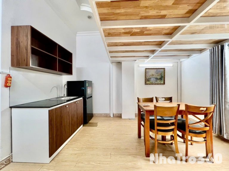 Căn hộ đầy đủ nội thất gần chợ, Etown Tân Bình