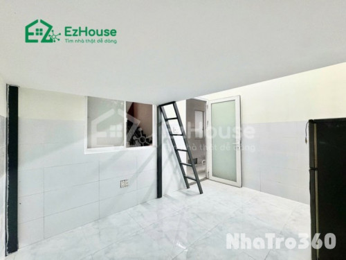 Nội thất cơ bản, gác cao, rộng, tự do